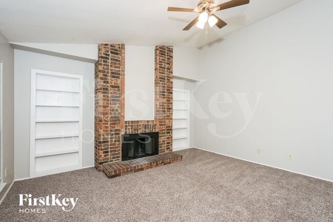 4200 Wayfaring St in Mesquite, TX - Building Photo - Building Photo