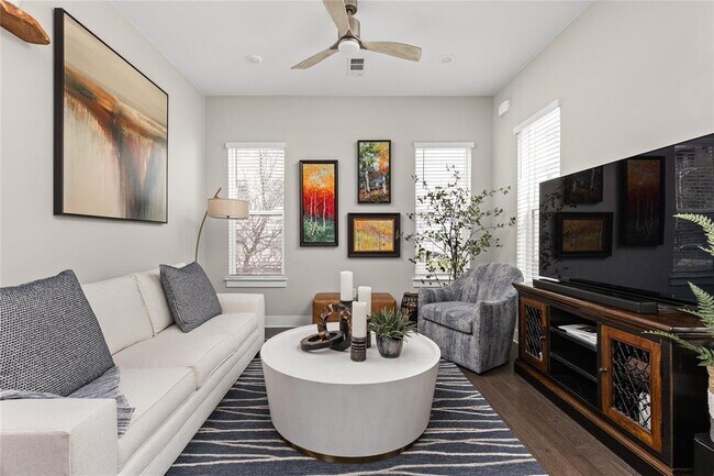 4325 Jackson Ave in Austin, TX - Building Photo - Building Photo