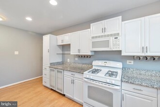 10620 Weymouth St in Bethesda, MD - Building Photo - Building Photo