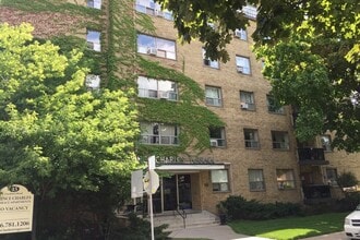 Prince Charles Terrace in Toronto, ON - Building Photo - Building Photo