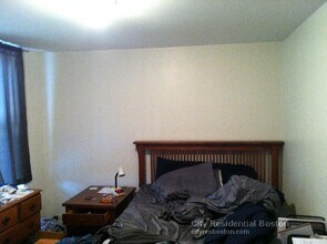 218 W 8th St in Boston, MA - Building Photo - Building Photo