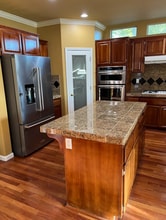 3464 Swallows Nest Ln in Sacramento, CA - Building Photo - Building Photo