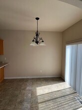 1211 Yorktown Ln in Medford, OR - Building Photo - Building Photo