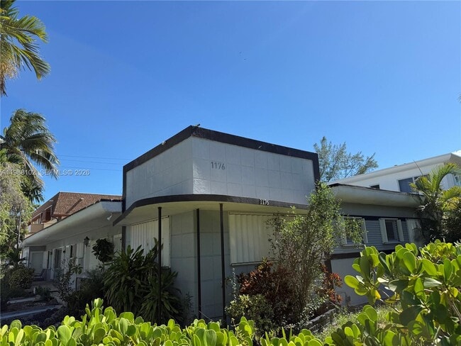 property at 1176 Marseille Dr