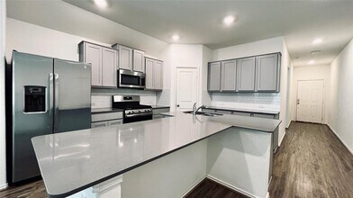 5817 Bellissima Way in Round Rock, TX - Building Photo - Building Photo