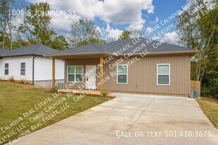 1005 Johnson St in Little Rock, AR - Building Photo