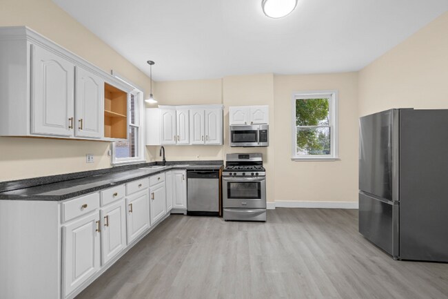 4935 Hummelsheim Ave in St. Louis, MO - Building Photo - Building Photo