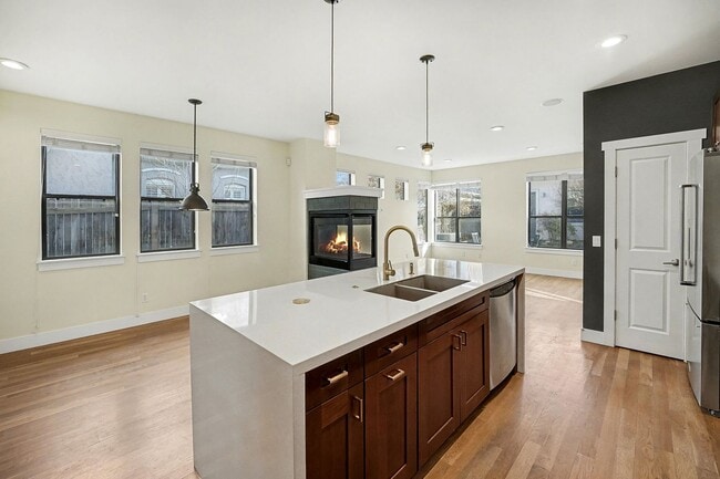 1510 S Pennsylvania St in Denver, CO - Building Photo - Building Photo