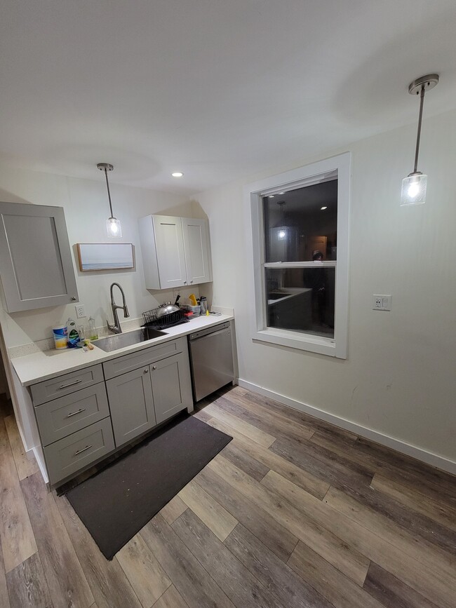 229 W Ohio St in Marquette, MI - Foto de edificio - Building Photo