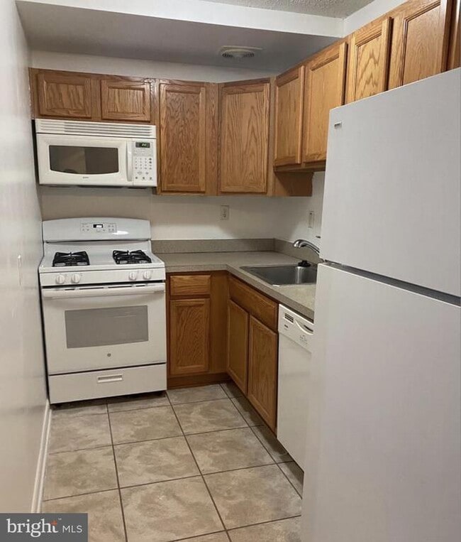 property at 625 A Chesapeake St SE