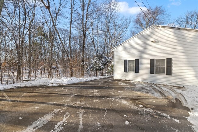 1347 Park St-Unit -R in Attleboro, MA - Building Photo - Building Photo