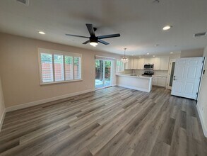 5728 Misty Wind Ct in Carmichael, CA - Building Photo - Building Photo