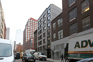 424 W 55th St Apartments