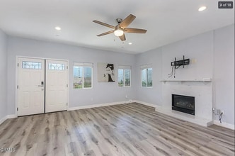 951 La Vuelta Pl in Santa Paula, CA - Building Photo - Building Photo