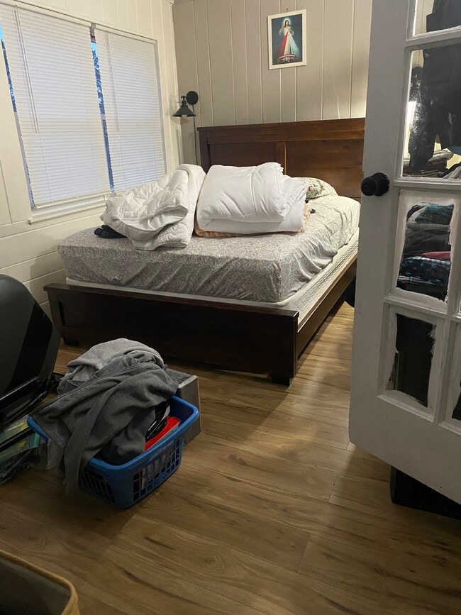 property at 3107 S Fox St