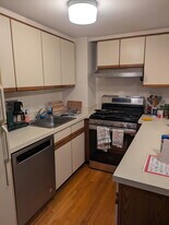 61 6th St, Unit 2 in Cambridge, MA - Building Photo