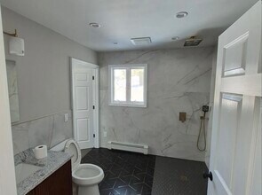 53 Corey Ave in Blue Point, NY - Foto de edificio - Building Photo