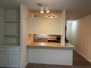 739 Vicki Dr in Huntsville, TX - Building Photo - Building Photo