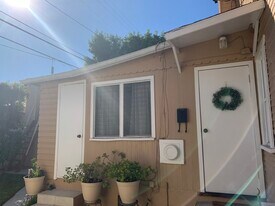 8730 Rosewood Ave, Unit 3