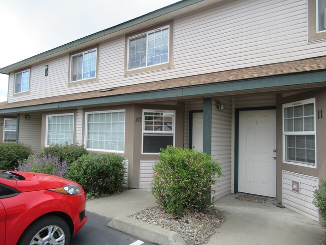 property at 209 E 18th Ave