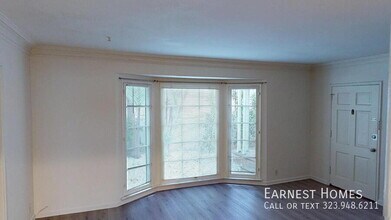 127 N Doheny Dr in West Hollywood, CA - Foto de edificio - Building Photo