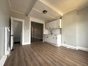 514 N Curley St in Baltimore, MD - Building Photo - Building Photo