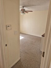 4353 Azora Rd in Spring Hill, FL - Foto de edificio - Building Photo