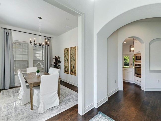 2400 Winsted Ln in Austin, TX - Building Photo - Building Photo