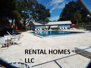 525 Heatherton Village in Altamonte Springs, FL - Building Photo - Building Photo