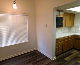 459 E Pebble Beach Dr in Fresno, CA - Building Photo - Building Photo