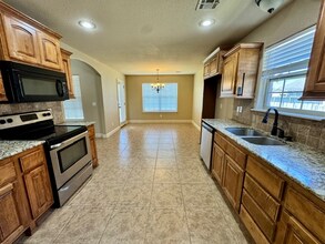 2701 SW Ledbury Cove in Bentonville, AR - Building Photo - Building Photo