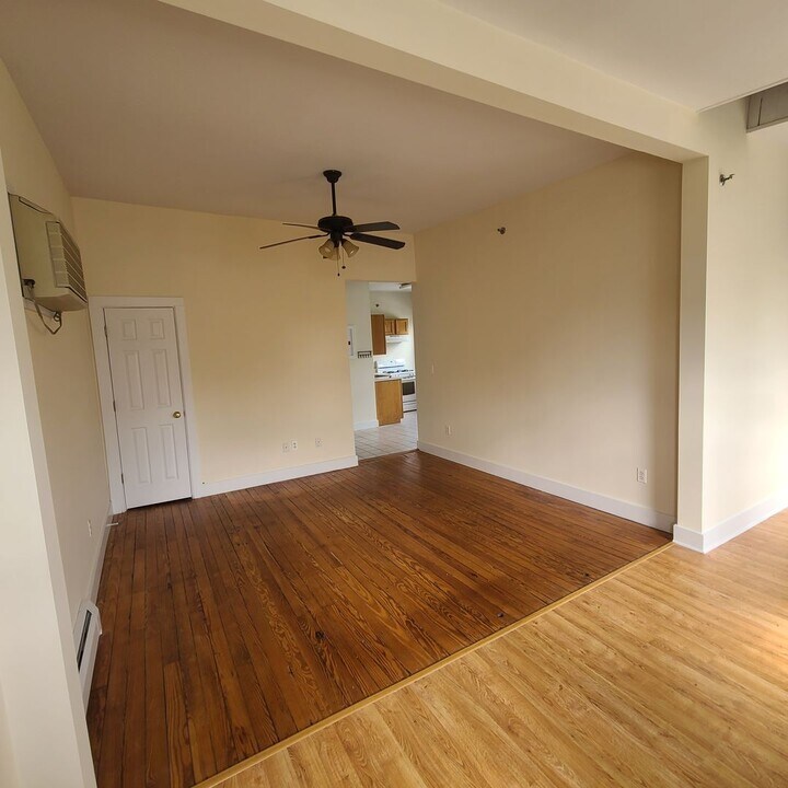42 Parsons St in Yonkers, NY - Building Photo