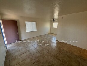 4617 E Eastland St in Tucson, AZ - Building Photo - Building Photo