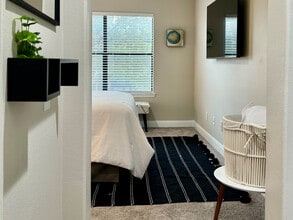 The Margot on Sage in Houston, TX - Foto de edificio - Building Photo