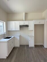 314 N Market St, Unit 5 in Inglewood, CA - Building Photo - Building Photo