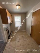 112 S Diamond St in Nampa, ID - Building Photo - Building Photo