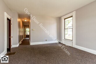 1335 S Jackson St in Auburn, IN - Building Photo - Building Photo