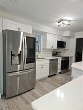 1322 Farmdale St in Lehigh Acres, FL - Building Photo - Building Photo