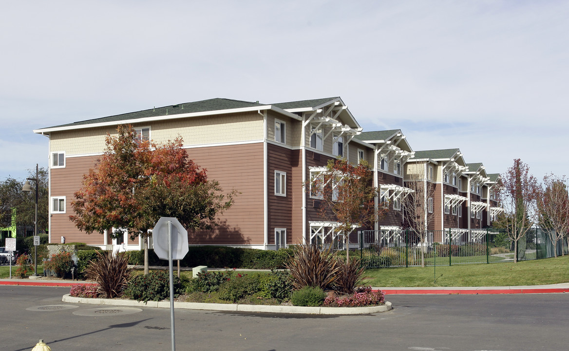 Shasta Point Retirement Community in Davis, CA - Building Photo