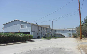 420 Hardison Way in Los Angeles, CA - Building Photo - Building Photo