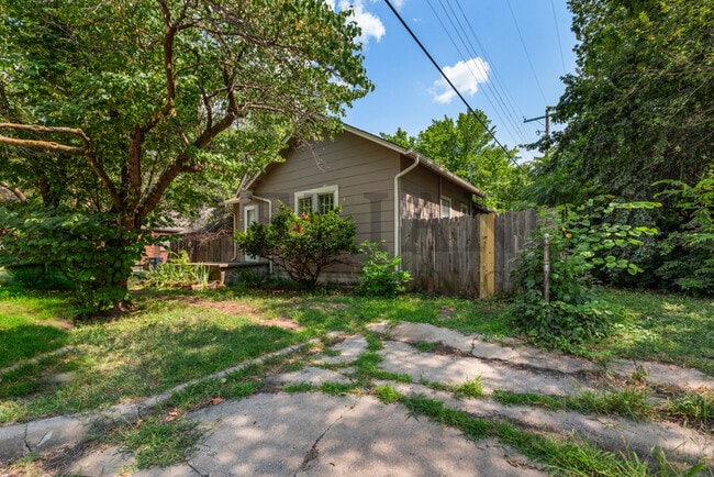 2717 E Orme St in Wichita, KS - Foto de edificio - Building Photo