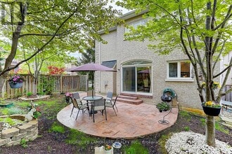 174 Colborne St W in Kawartha Lakes, ON - Building Photo - Building Photo