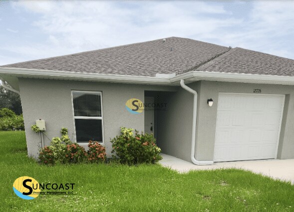 12726 Buffing Rd in Port Charlotte, FL - Building Photo