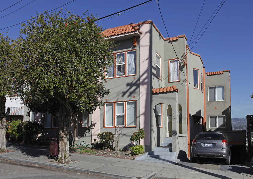 714 Hillgirt Cor in Oakland, CA - Building Photo