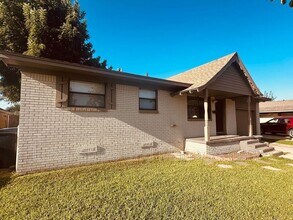 1432 SW 61st Terrace in Oklahoma City, OK - Building Photo - Building Photo