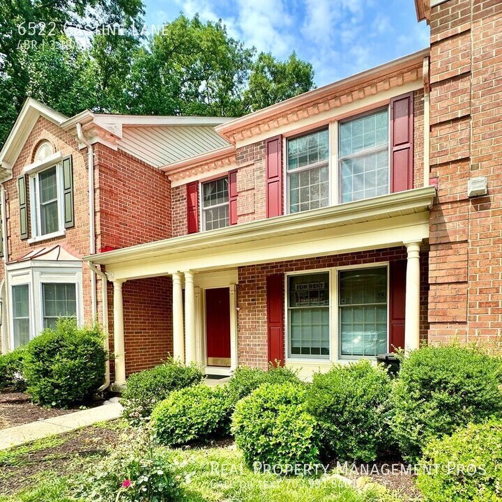 6522 Castine Ln in Springfield, VA - Building Photo