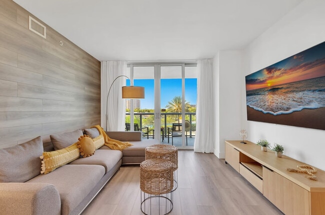 2602 E Hallandale Beach Blvd, Unit SI ID1227368P