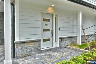 234 Rivervale Rd, Unit 102-A in River Vale, NJ - Building Photo - Building Photo
