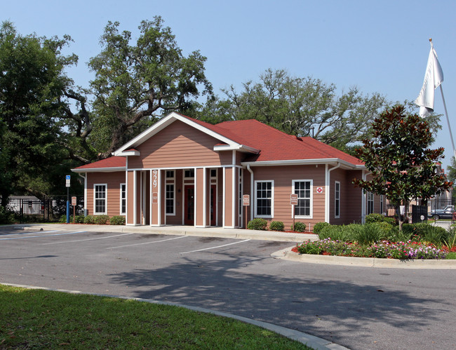 Alabaster Gardens - 55+ Community in Pensacola, FL - Foto de edificio - Building Photo