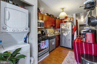 238 W Girard Ave in Philadelphia, PA - Building Photo - Building Photo